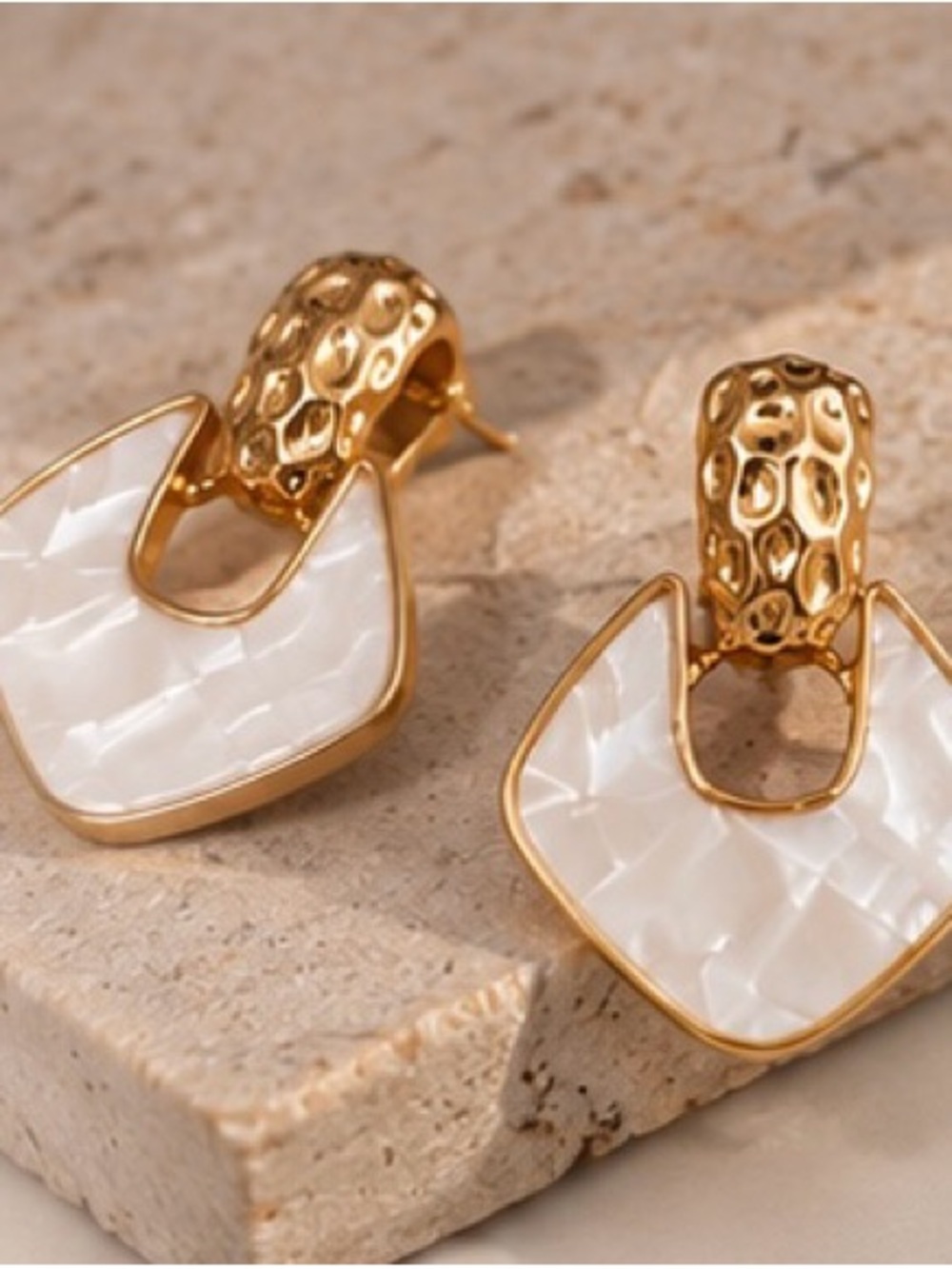 Elegant Gold & Pearl Geometric Statement Earrings - Picture 2 of 5